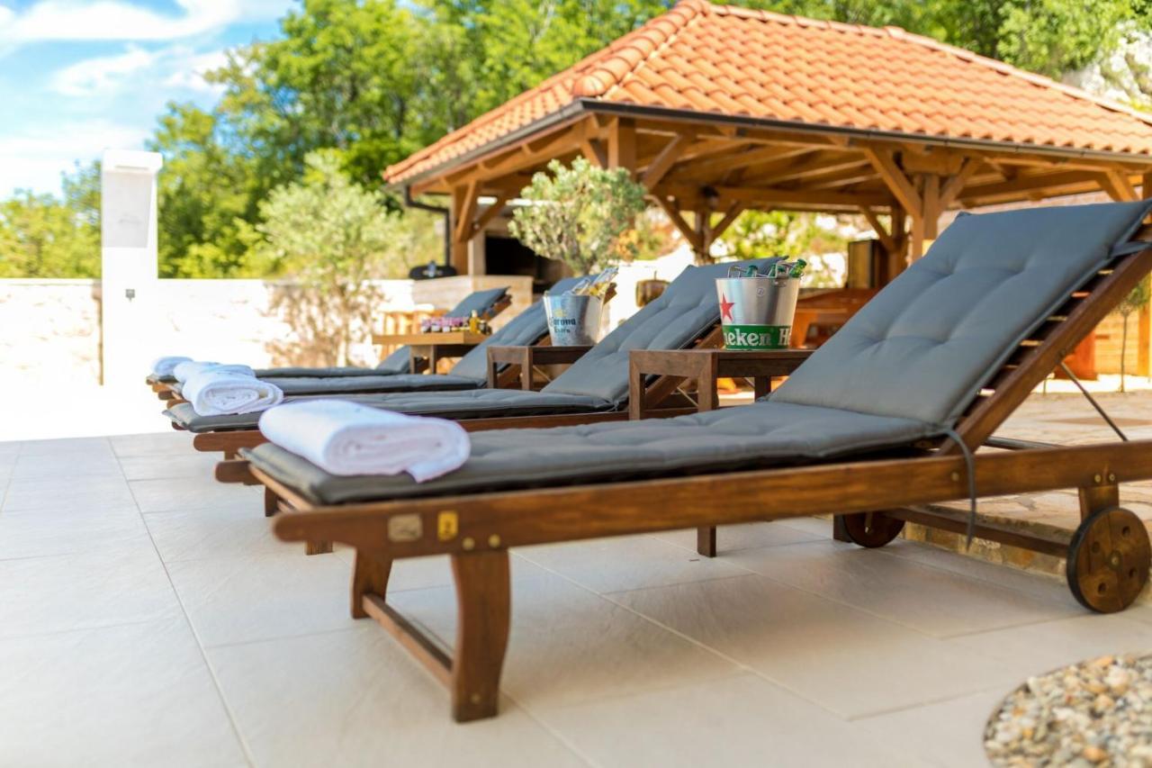 קלימנו Luxury Villa Allen With Pool מראה חיצוני תמונה